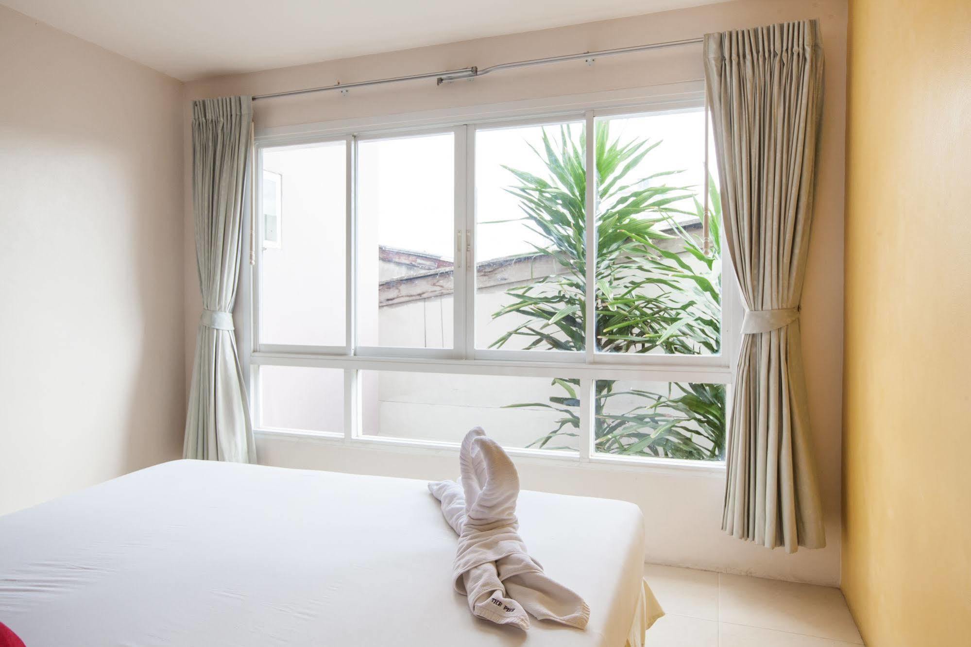 Zen Rooms Chaofa East Road Rawai ภายนอก รูปภาพ